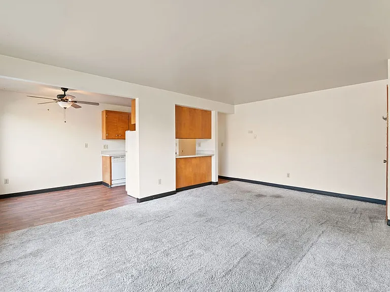 Pet-Friendly Roosevelt Retreat with Modern Kitchen | 6113 Apartments — Photo 7