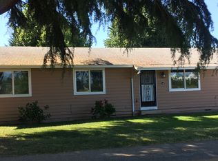 4279 3rd St, Hubbard, OR 97032