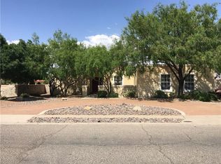 501 Willow Glen Dr, El Paso, TX 79922