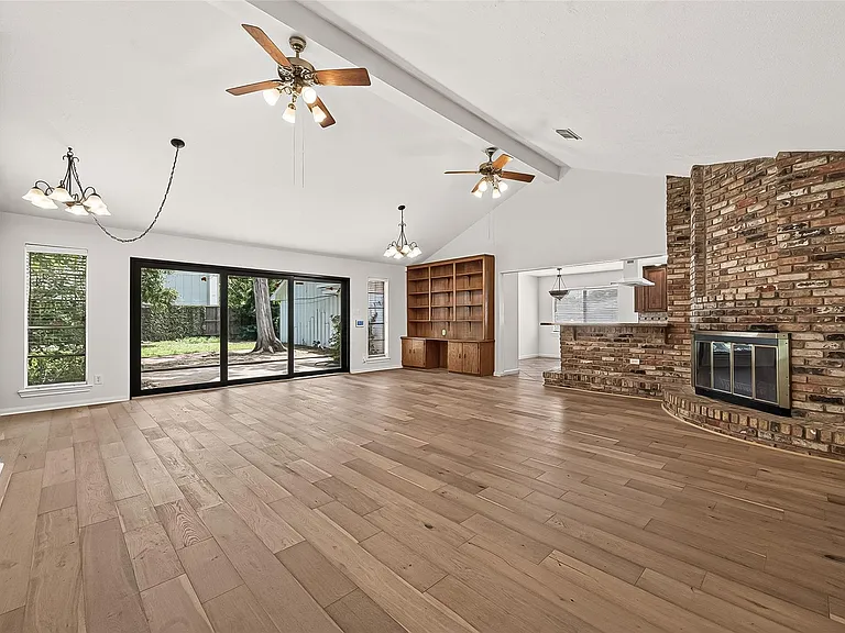 12411 Pinerock Ln — Photo 15
