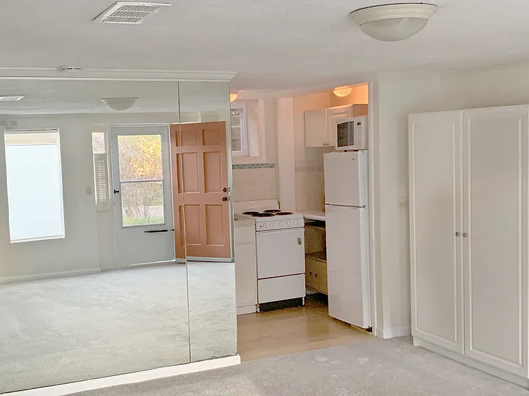 1045 Rosedale Rd #NA — Photo 6