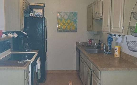 3rd image of 998 W Beaver Creek Blvd Suite A208