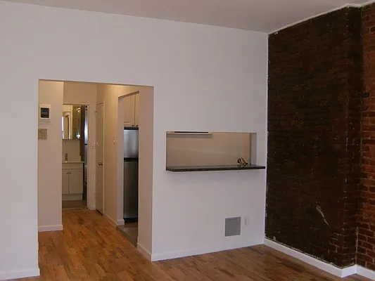 Rented by Sky Management | media 16