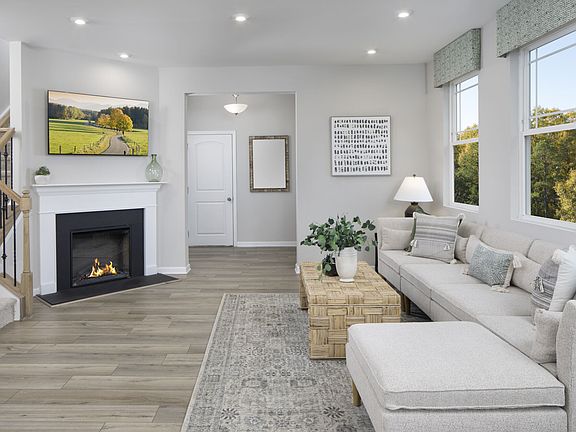 Photo representation of the Briana model. Colors, finishes and options will vary.