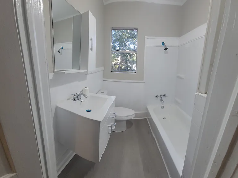 1647 S Saint Andrews St #2 — Photo 13
