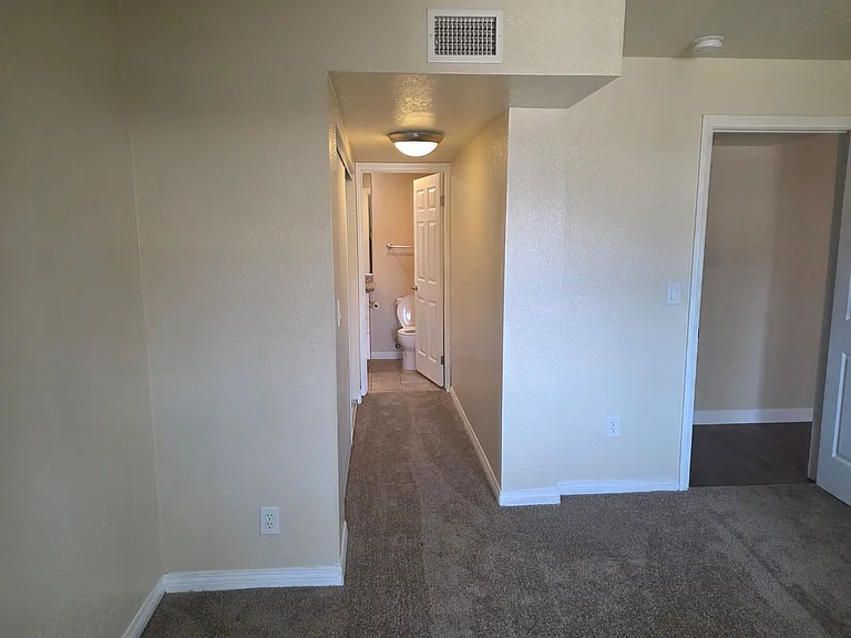 240 W Lincoln Ave #17 — Photo 9