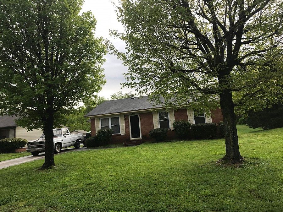 1st image of 1123 McLaughlin St