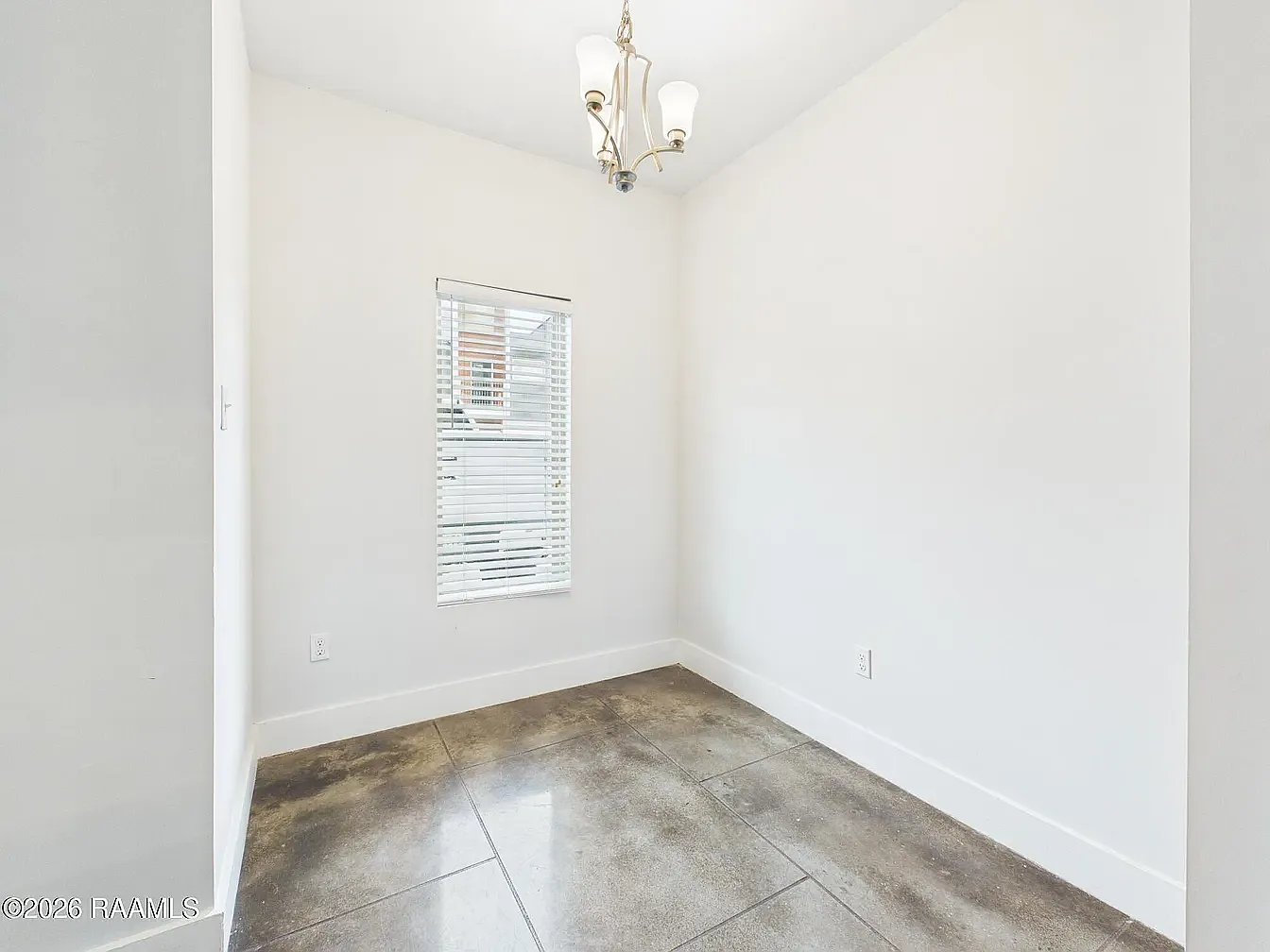 2 bed, 2.5 bath, 1270 sqft, $1,400 — Photo 3