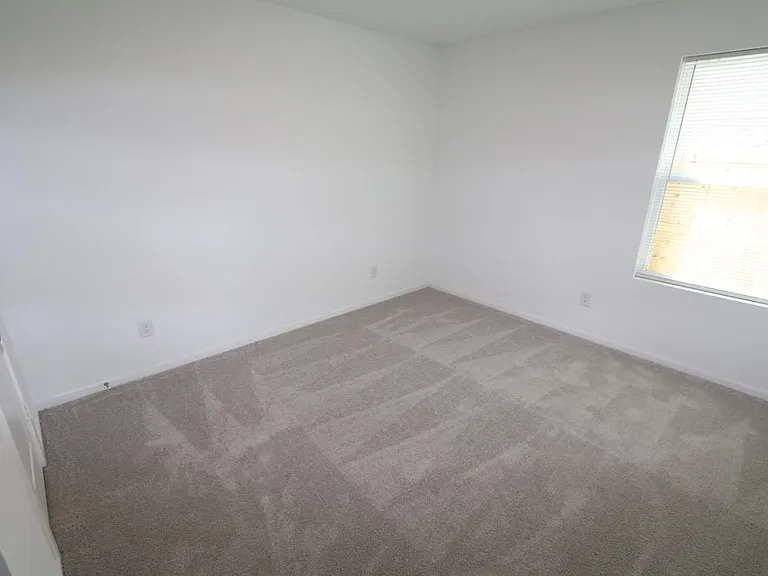 6245 Alder Creek Dr — Photo 9