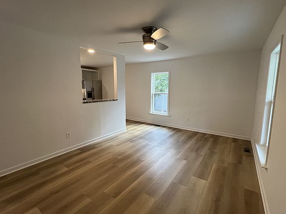 4th image of 517 Pullbrooke Dr