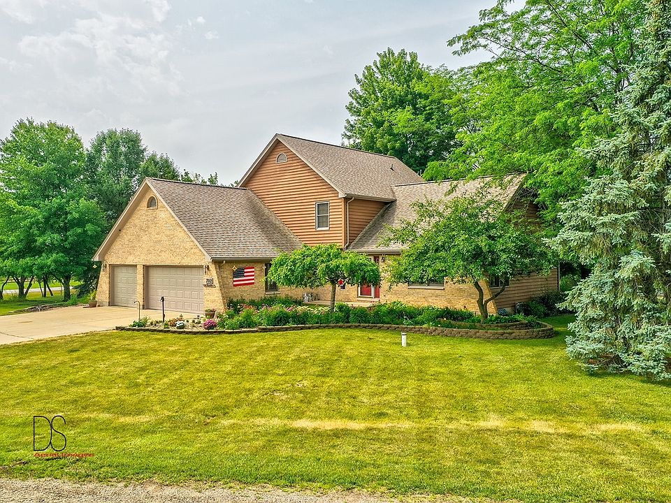 702 N 2409th Rd, Seneca, IL 61360 Zillow