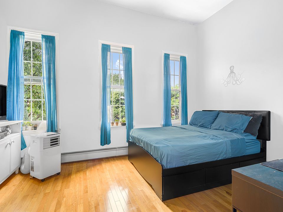1st image of 412 Prospect Ave APT 3
