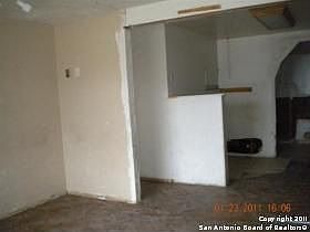 4th image of 1115 King Ave