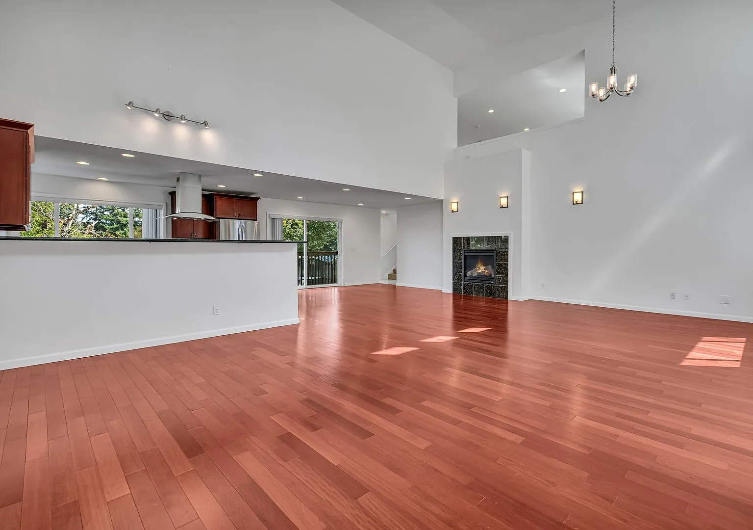 Bellevue Custom Built Home — Photo 4