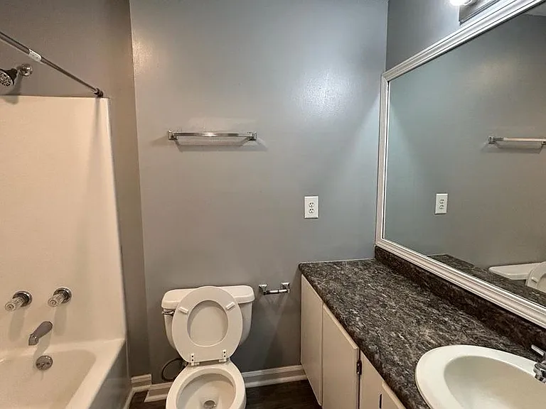 Springlake Apartments — Photo 51
