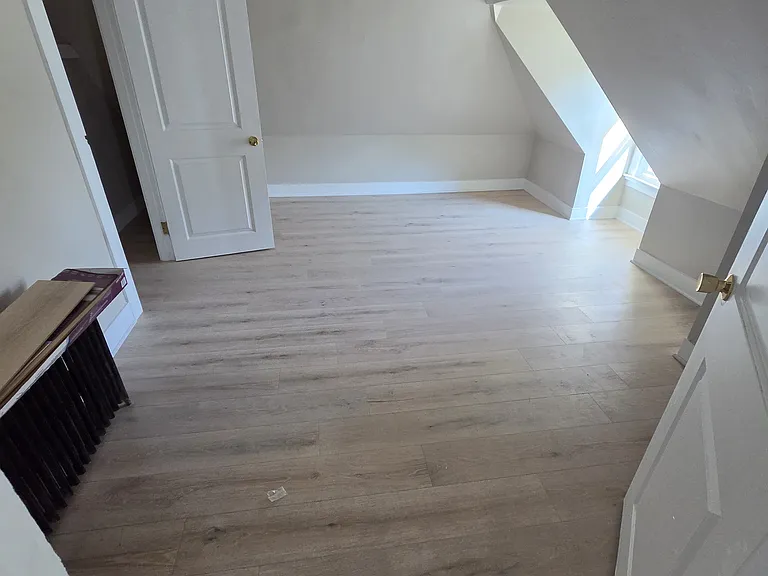 754 High St #3U — Photo 2