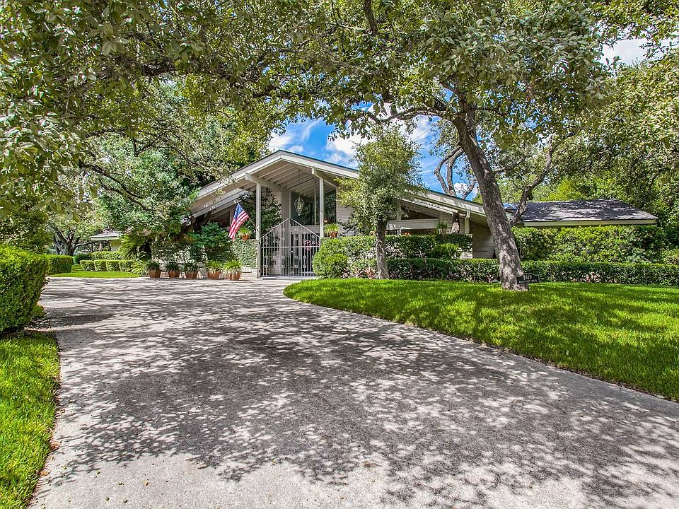 1st image of 2619 Brookhurst Dr