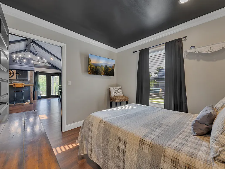 117 Summer Breeze Ln — Photo 48