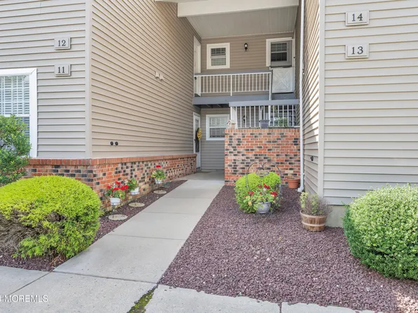 12 Lindsey Circle #12, Old Bridge, NJ 08857