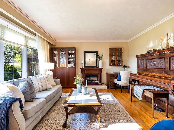 3rd image of 5781 Ochonski Rd