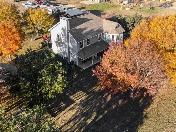 4226 Saint Leger Dr, Cleburne, TX 76033