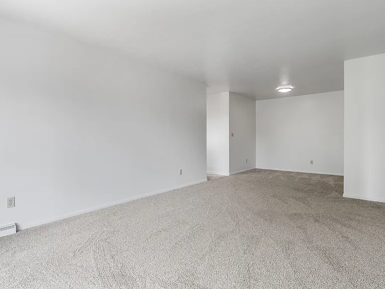 Creekside Terre Apartments — Photo 10