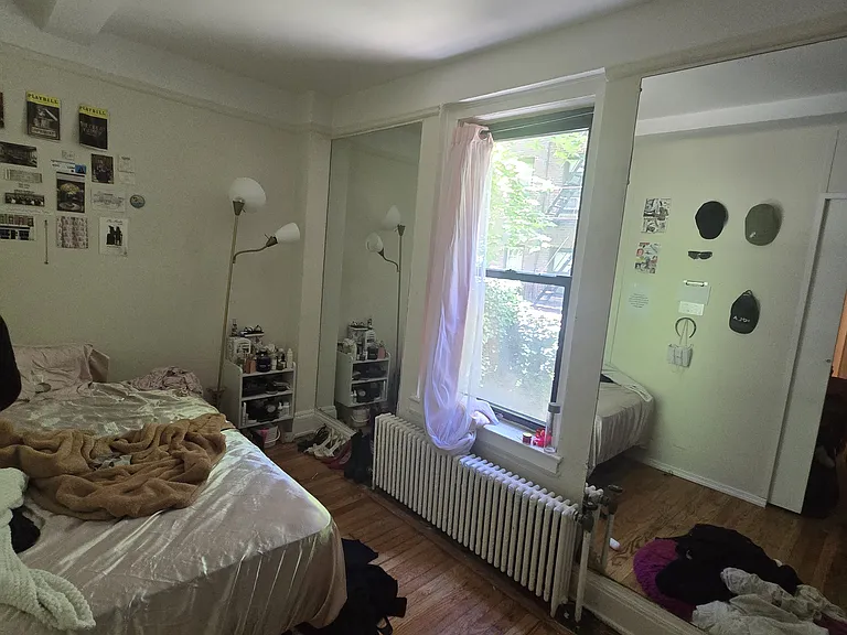 310 E 55th St #1DE — Photo 5