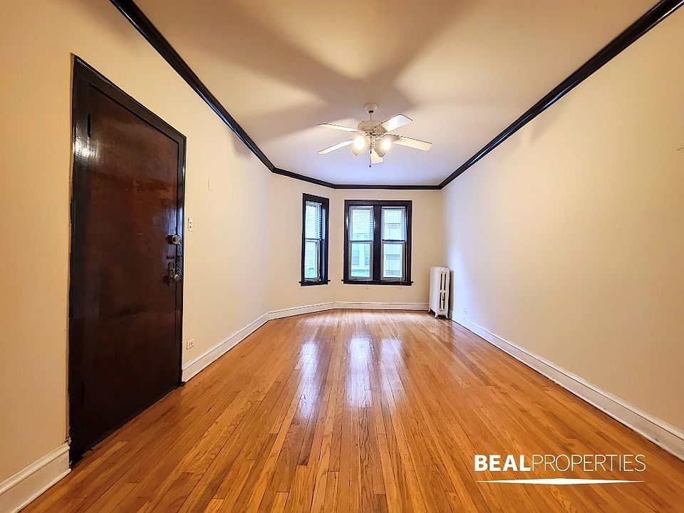 1st image of 4229.5 N Paulina St #N1