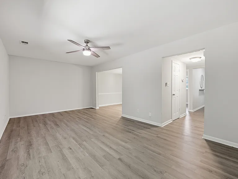8001 Regent Park Ln #1 — Photo 4