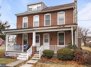 323 E Howard St, Stowe, PA 19464