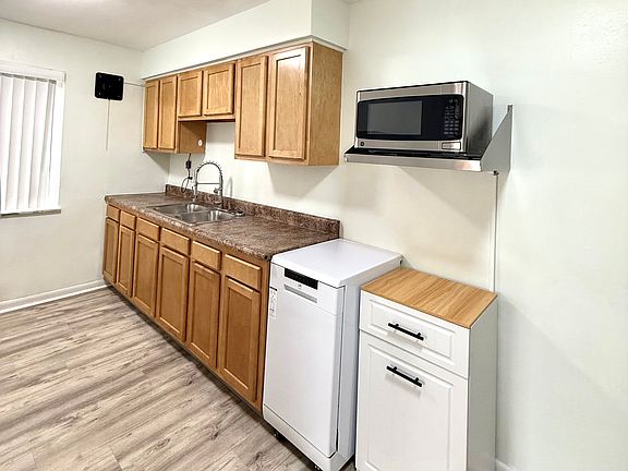 5th image of 3642 Northdale Pl APT 2