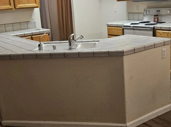 131 Suncrest Way, Vacaville, CA 95688