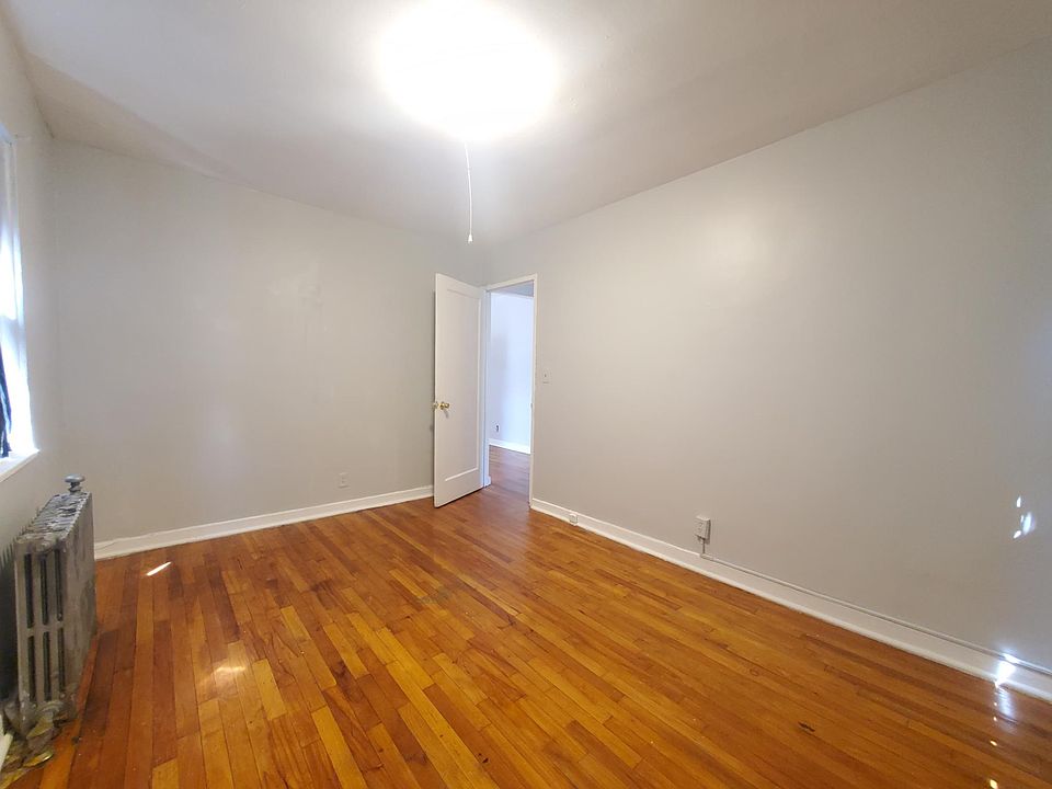 2nd image of 70 Crawford St APT 7