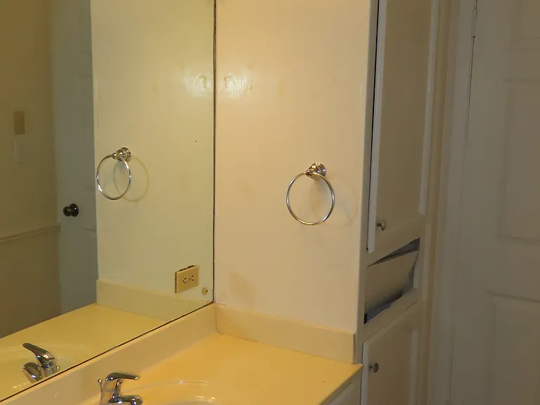 4004 Mount Laurel Dr — Photo 8