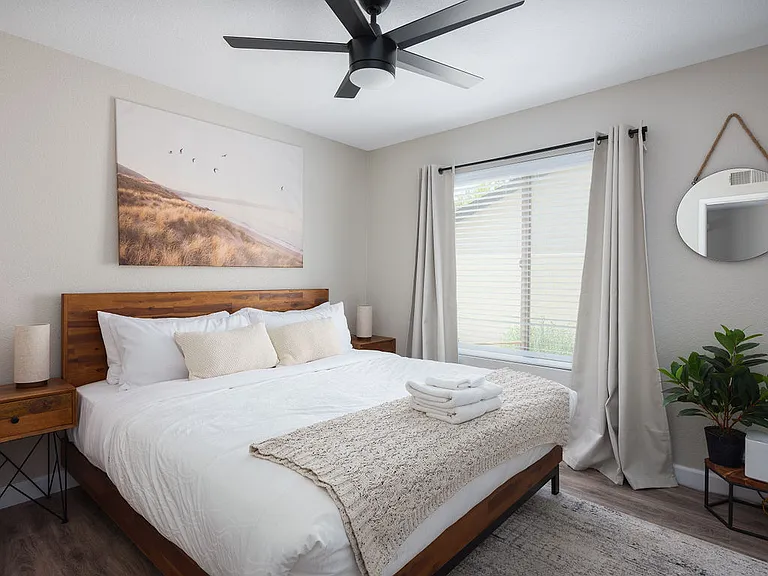 6839 E Kelton Ln — Photo 25
