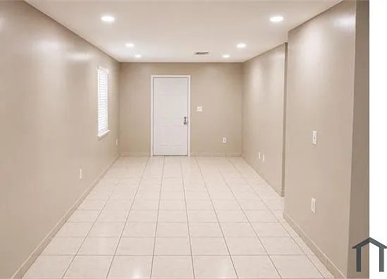 4 bed, 1302 sqft, $3,400 — Photo 3