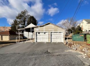 60 E King St #2, Shippensburg, PA 17257
