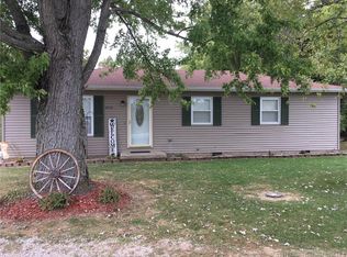5273 S State Road 66, English, IN 47118