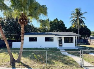 Venetian Garden Rev, Miami Gardens, FL 33054