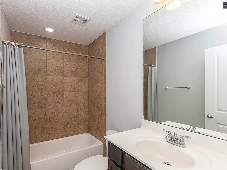 148 Woodcross Dr — Photo 26