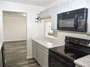700 Navarro Dr #A-D, College Station, TX 77845