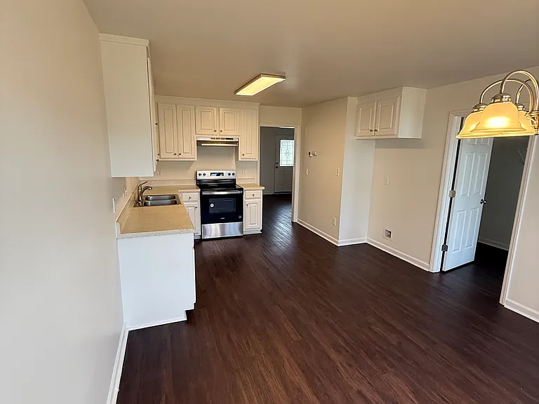 103 Wimbledon Ct — Photo 20