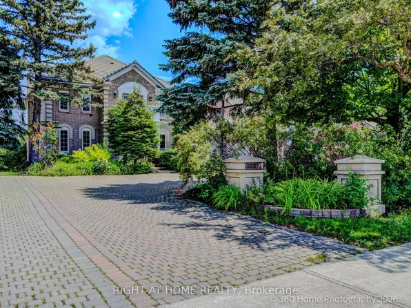 5037 Mississauga Rd, Mississauga, ON L5M 4Y1