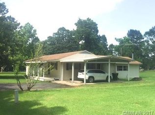 137 Hanson Dr, Doyline, LA 71023