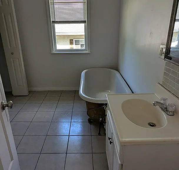 498 Gage St — Photo 30