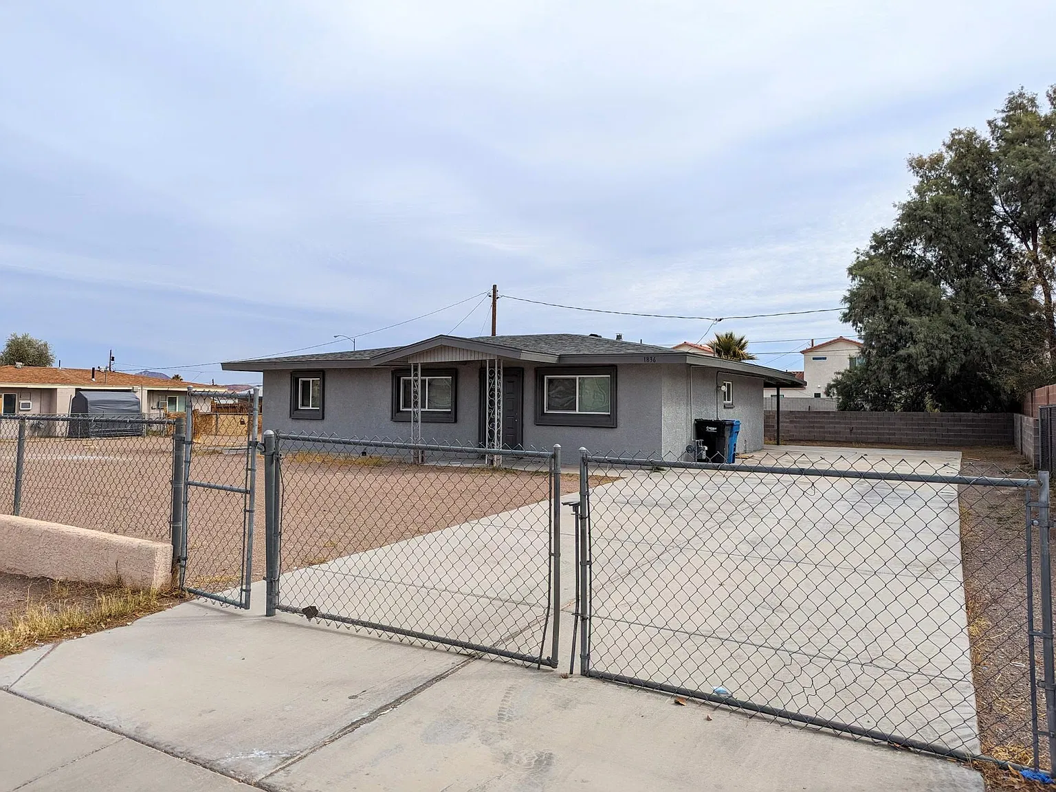3 bed, 1344 sqft, $1,700 — Photo 1