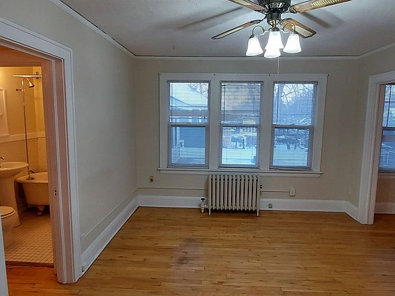 3rd image of 1756 Grand Ave #11