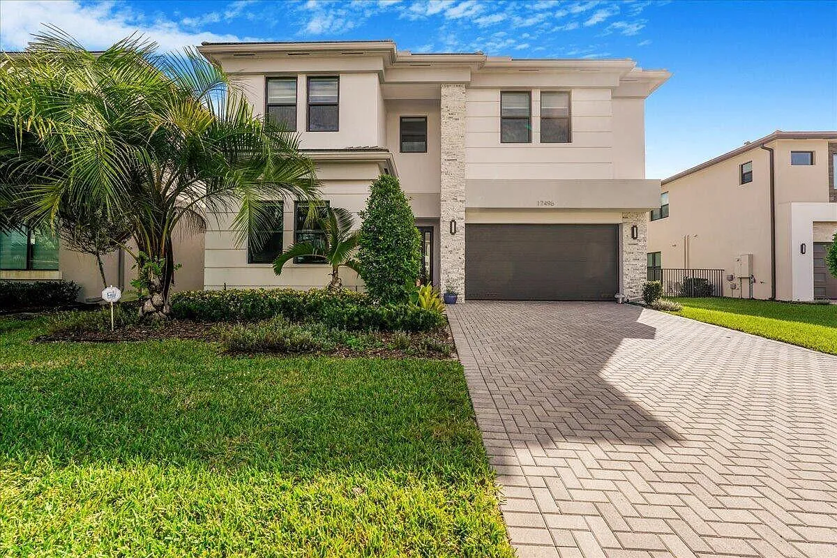 5 bed, 7.0 bath, 4484 sqft, $14,000 — Photo 1