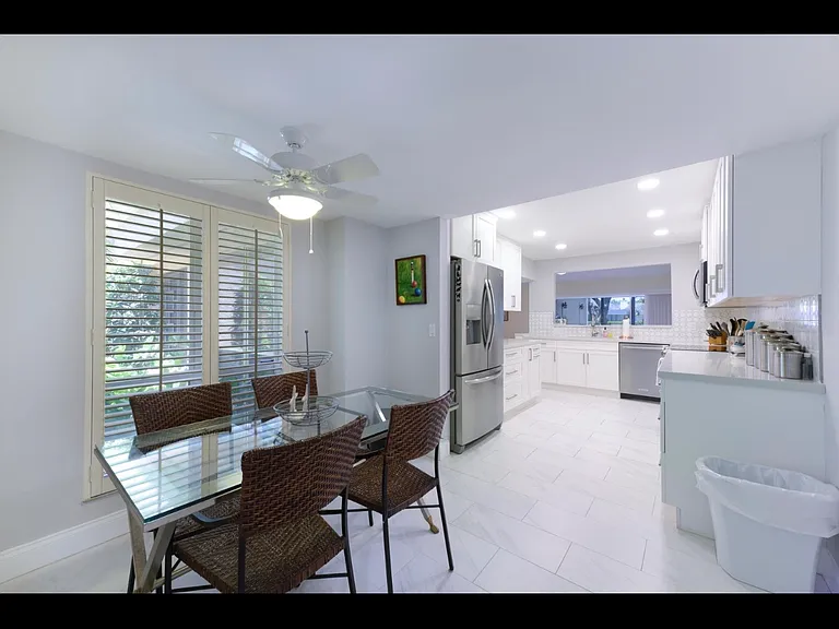15 Tournament Blvd — Photo 15