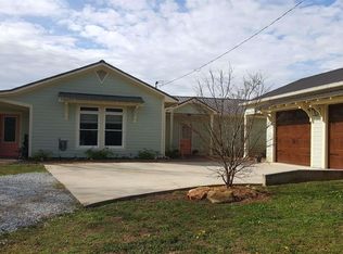 1412 Glades Rd, Madison, GA 30650